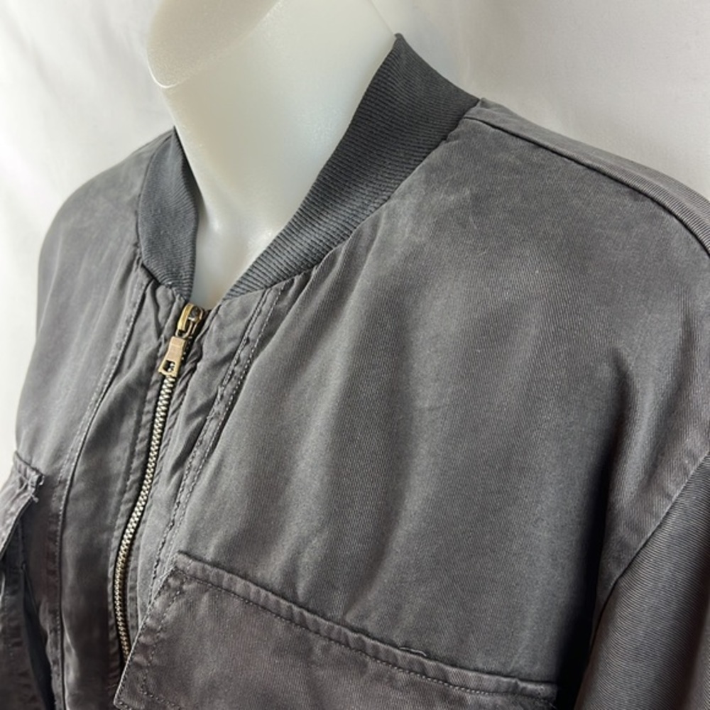 Young Fabulous & Broke Gray Utility Style Cropped Bomber Jacket Size M - Picture 6 of 10